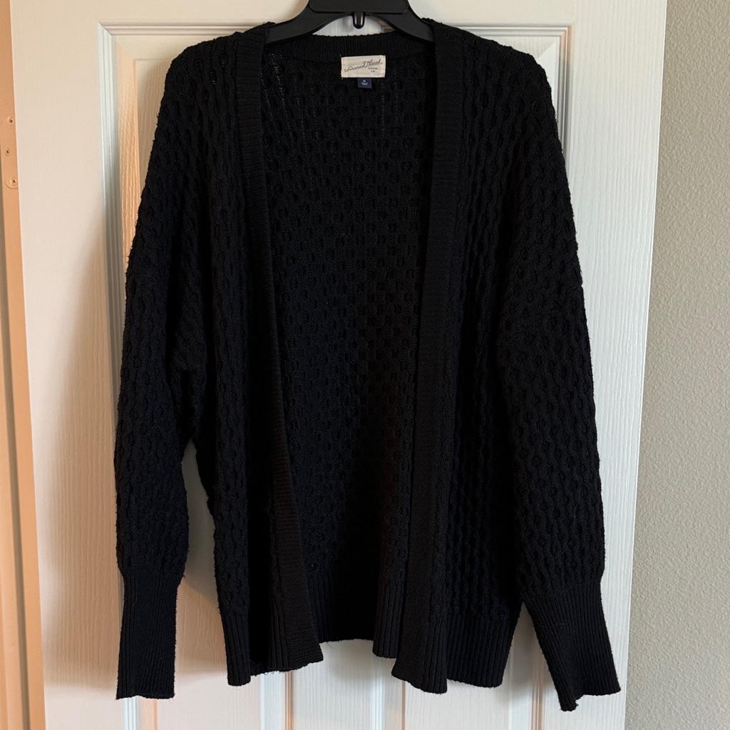 Universal Thread Black Cable-Knit Open Cardigan